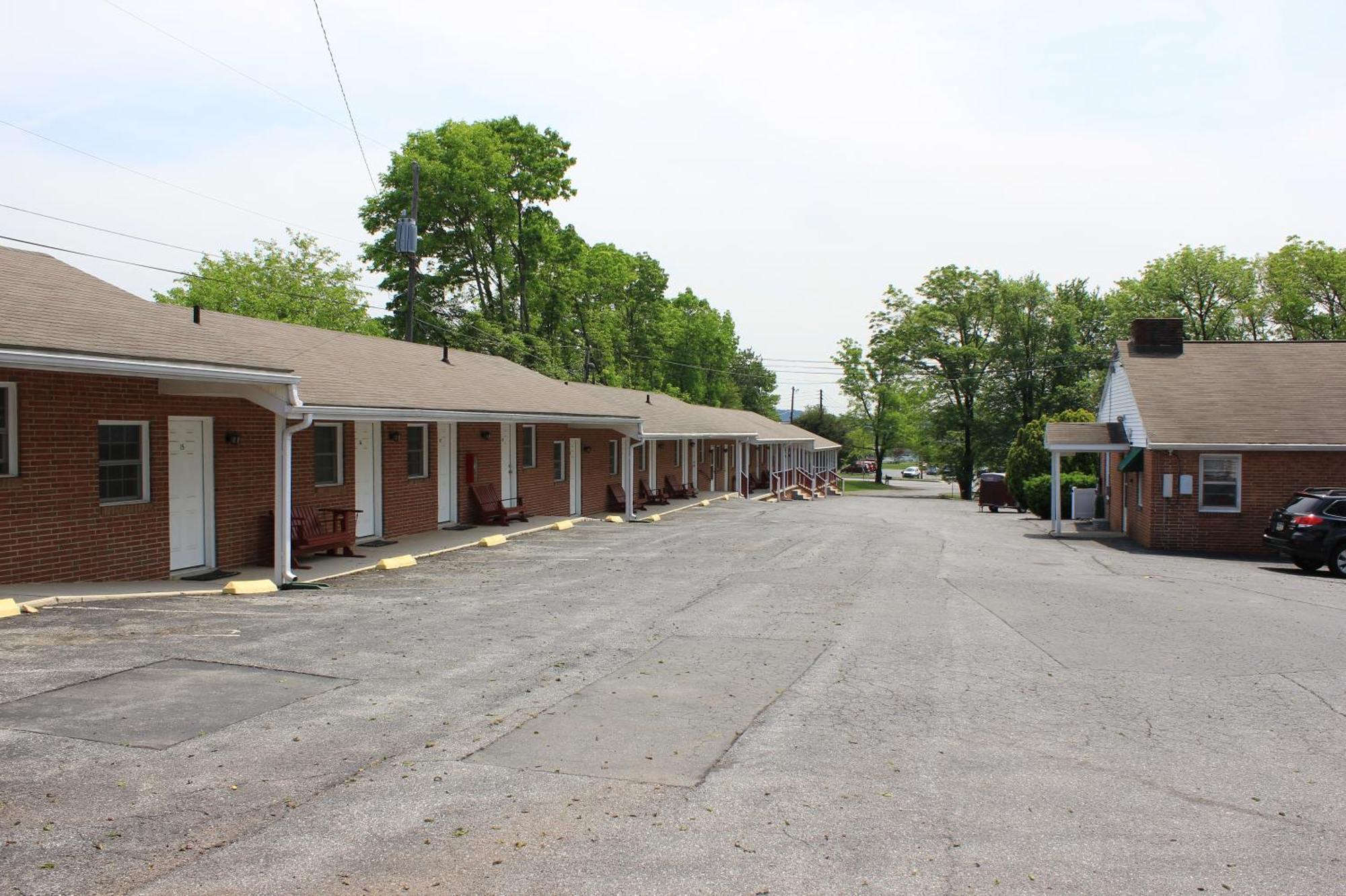 Penn Amish Motel Denver Eksteriør bilde